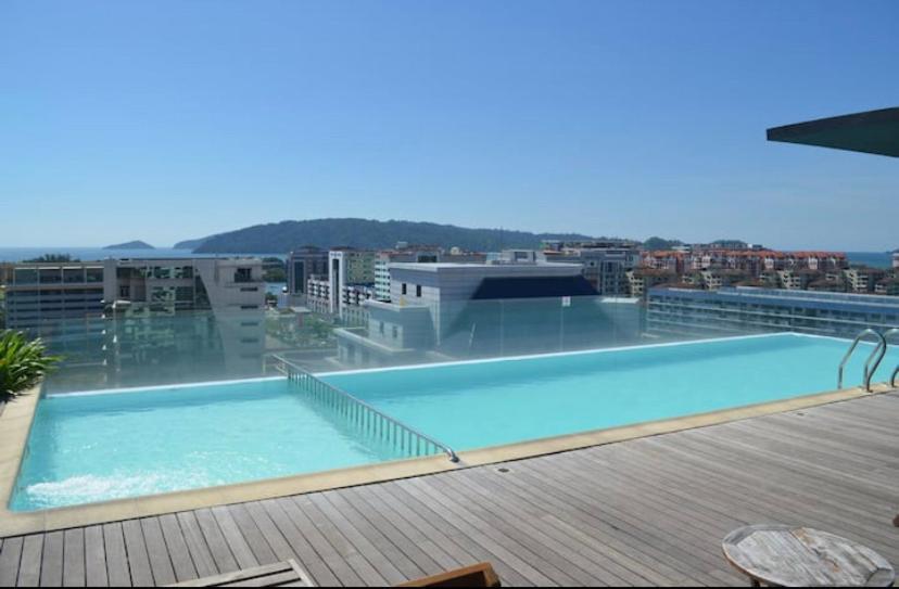 Sky Suite Top Floor With Rooftop Pool & Gym Kota Kinabalu Exterior photo